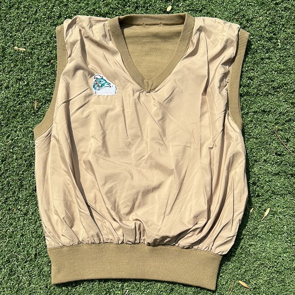 NWT Coastal Carolina Chanticleers Tan Golf Vest by Reserve by Sport Haley Sz XL - Picture 6 of 8